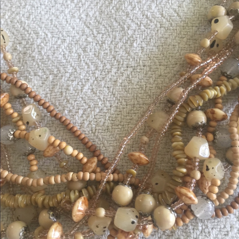 Necklace Earring set. - Picture 3 of 5